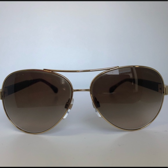 NEW CHANEL GOLD FRAME UVA UVB SUNGLASSES 🕶 - Picture 3 of 8